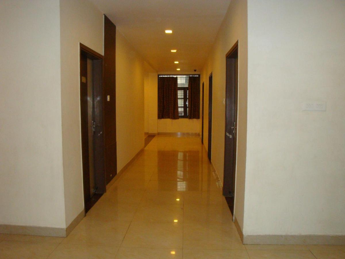 Hotel Bagla Atithi Banaras Varanasi Exterior photo